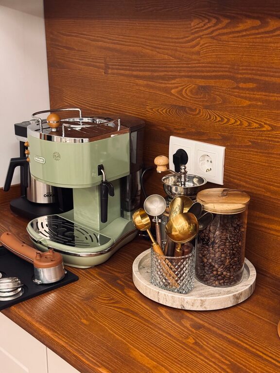 Cómo crear una estación de café en casa